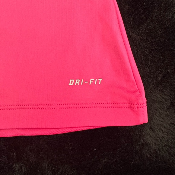 Nike slim fit top - Picture 4 of 4